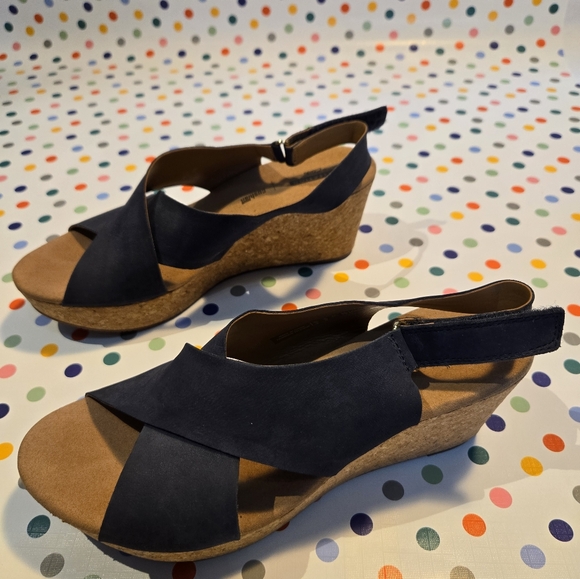 Clarks Collection Soft Cushion Annadell Eirwyn Platform Wedge Sandal 10 Navy Blu - Picture 5 of 11